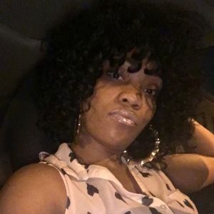 Meet your Posher, Marissa